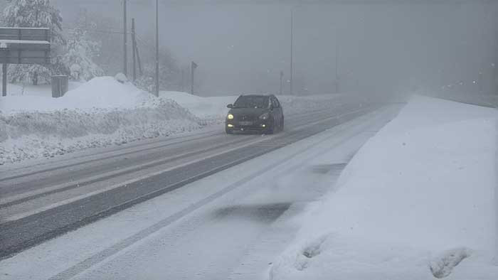 Bolu Dağı’nda kar yağışı yeniden başladı: Ankara istikameti açık - Resim : 2