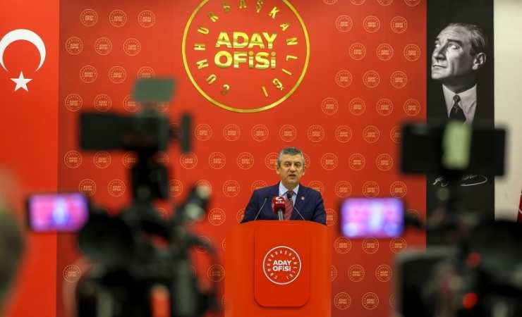 Özgür Özel: Türkiye'de 5 milyon emekli en düşük emekli maaşı almaktadır