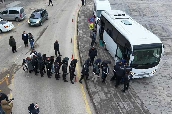 Ankara dahil 3 ilde yasa dışı bahis operasyonu: 14 kişi tutuklandı!