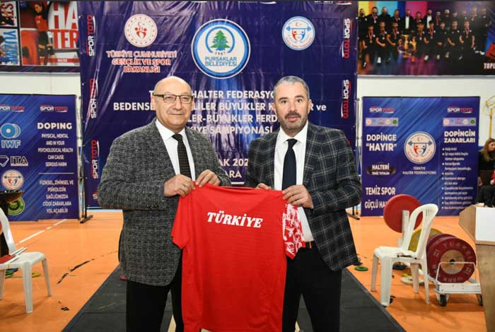 Pursaklar Belediyesi'nin ev sahipliğinde Türkiye Şampiyonası başladı