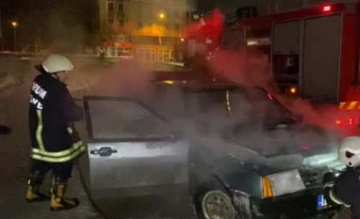 Çorum'da otomobili kül olmaktan itfaiye ekibi kurtardı