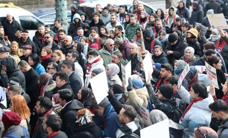 Öğretmen adayları Ankara'da yaptıkları eylemle ek atama istediler