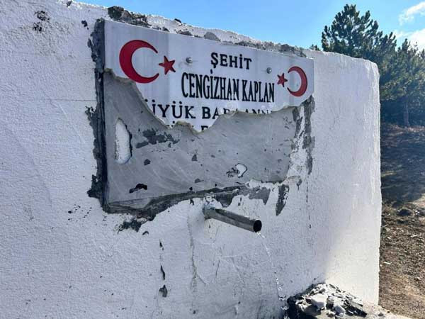 Elmadağ'da şehit anısına yaptırılan hayrat çeşmesine zarar verildi - Resim : 3