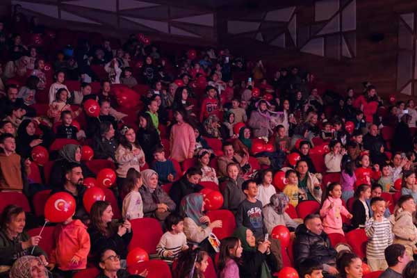 Etimesgut Belediyesi yarıyıl tatilini çocuklar için eğlenceye dönüştürdü