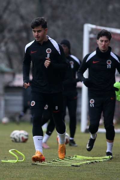 Gençlerbirliği'nde Fenerbahçe maçının hazırlıkları sürüyor