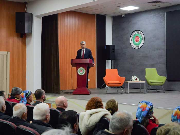 Etimesgut Belediyesi, deprem farkındalığı paneli düzenlendi