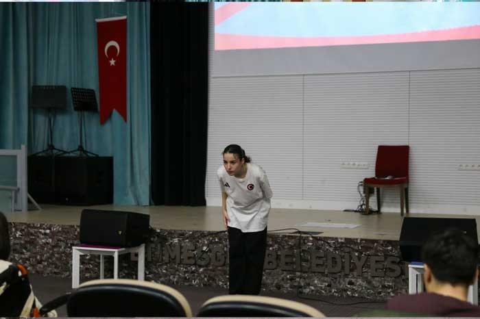 Para-Karate Etimesgut Belediyesi Engelsiz Yaşam Merkezi’nde tanıtıldı