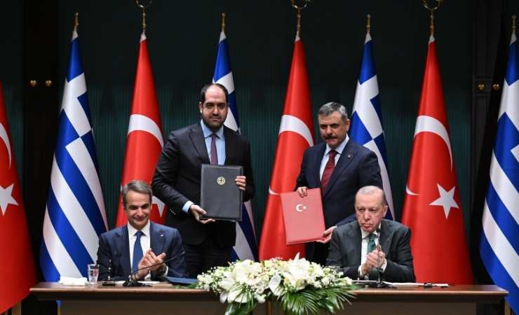 Cumhurbaşkanı Erdoğan: "Yunanistan ile yaşanan sorunlar çözümsüz değil"