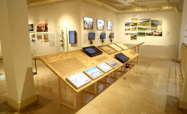 "Kuşbakışı Filistin" sergisi Ankara'da ziyarete açıldı