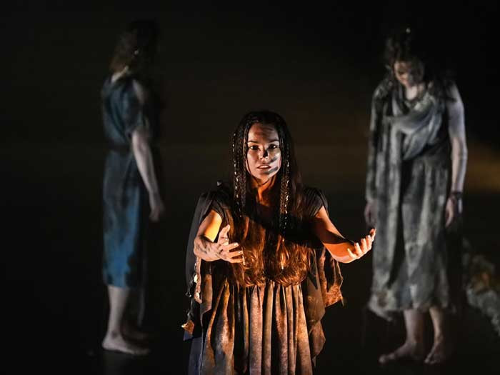 Etimesgut Belediyesi Kent Tiyatrosu, Bir Troya Hikayesi'nin prömiyerini gerçekleştirdi - Resim : 5