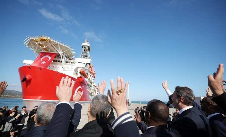 Cumhurbaşkanı Erdoğan, Somali'ye uğurlanan Çağrı Bey gemisinin personeline başarı diledi