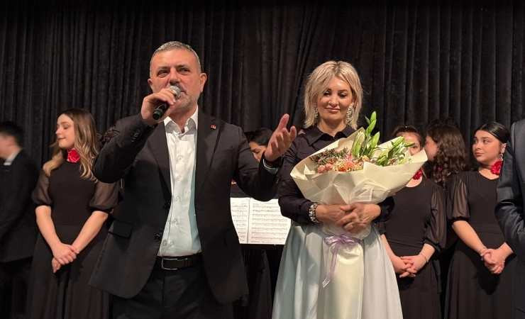 Sincan Belediyesi'nin Türk Sanat Müziği konseri yoğun ilgi gördü