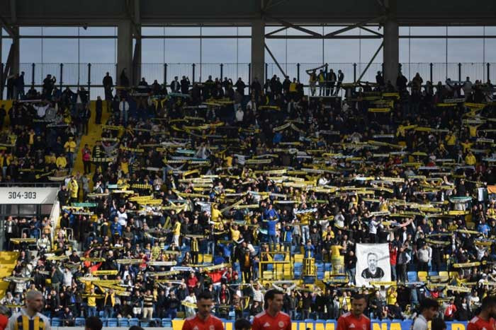 Keçiören Belediye Başkanı Özarslan, Ankaragücü ve Keçiörengücü maçlarını tribünden takip etti - Resim : 2