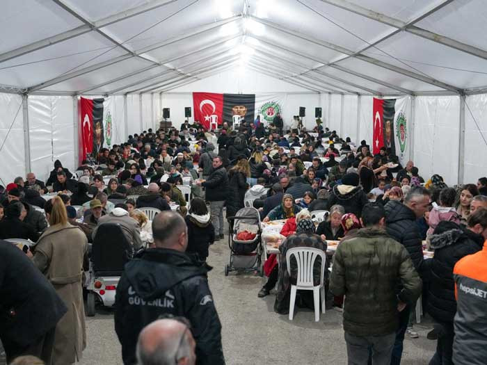 Etimesgut Belediyesinin Ramazan etkinlikleri ve iftar programları sürüyor - Resim : 4