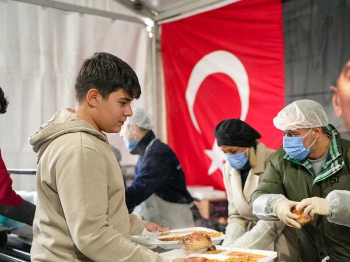 Etimesgut Belediyesinin Ramazan etkinlikleri ve iftar programları sürüyor - Resim : 3