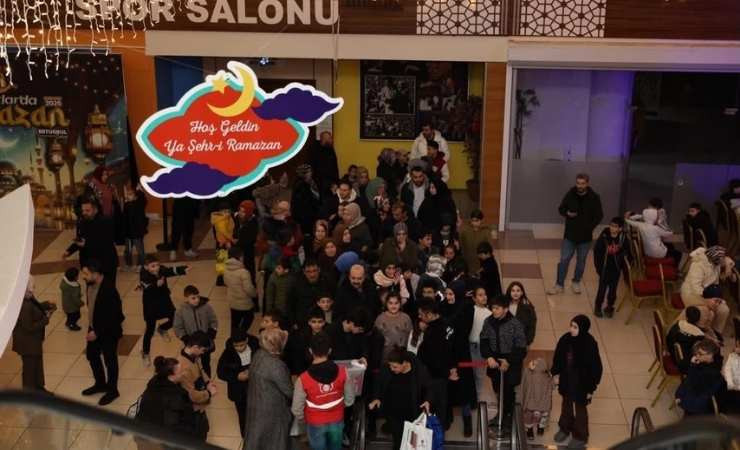 Pursaklar Belediyesi'nin Ramazan etkinlikleri yoğun ilgiyle başladı