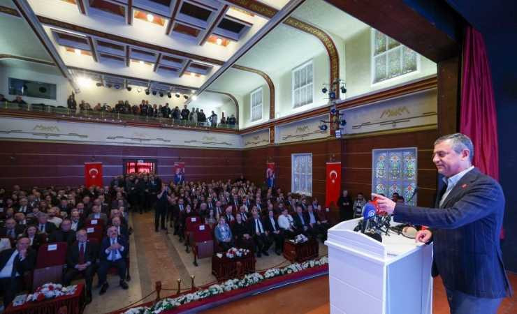 Özgür Özel: "1 Mart Tezkeresi geçseydi Türkiye'de ABD üsleri olacaktı"