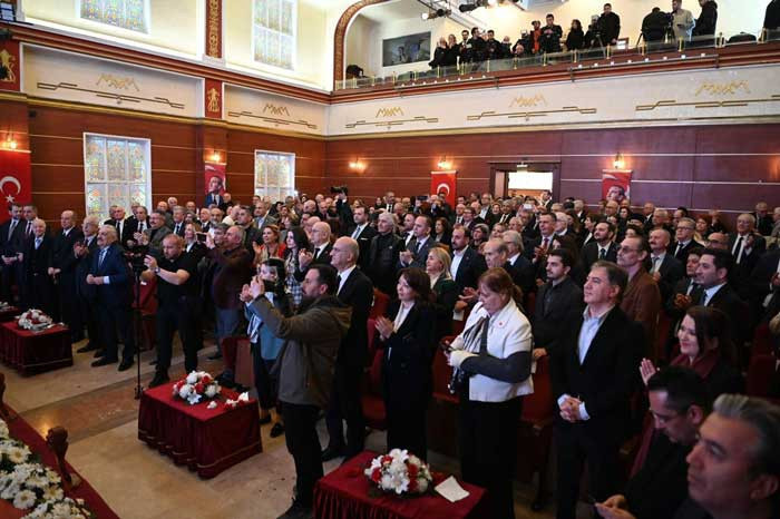 Etimesgut Belediye Başkanı Beşikcioğlu '1 Mart 2003 Direnişi' belgeselinin gösterimine katıldı - Resim : 2