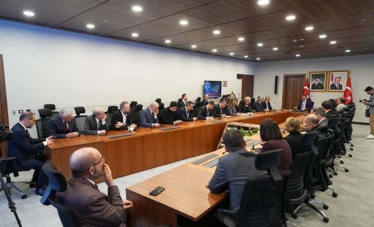 İçişleri Bakanı Mustafa Çiftçi: "Sınır kapılarında olağandışı hareketlilik yok"