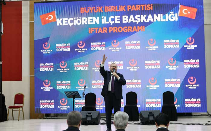 Keçiören Belediye Başkanı Özarslan, BBP tarafından düzenlenen iftar programına katıldı