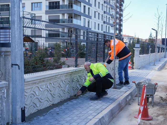 Etimesgut Belediyesi Fen İşleri ekiplerinin ilçe genelindeki çalışmaları sürüyor - Resim : 3