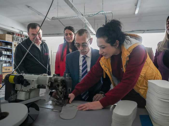Etimesgut Belediye Başkanı Beşikcioğlu, Ostim'de kadın emekçilerle buluştu