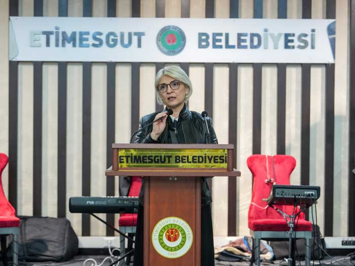 Etimesgut Belediyesi, 8 Mart Kadınlar Günü nedeniyle iftar programı düzenlendi - Resim : 3