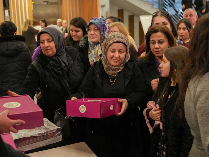 Etimesgut Belediyesi, 8 Mart Kadınlar Günü nedeniyle iftar programı düzenlendi - Resim : 2