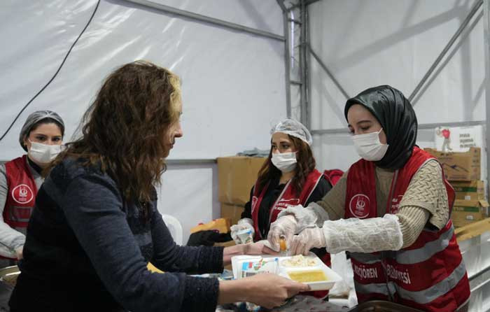 Keçiören Belediyesi, özel gereksinimli bireyleri iftarda buluşturdu - Resim : 2