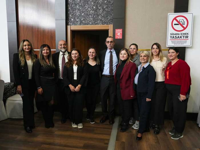 Etimesgut Belediye Başkanı Beşikcioğlu, belediye personeli ile iftarda buluştu