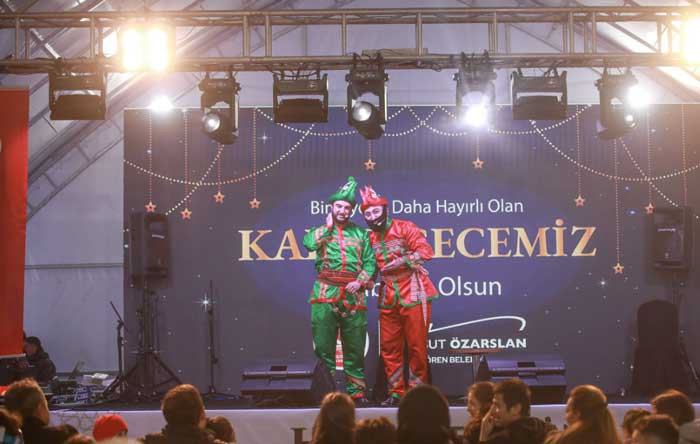 Keçiören Belediyesi Kadir Gecesi dolayısıyla programlar düzenledi - Resim : 3