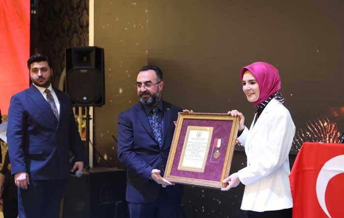 Pursaklar Belediye Başkanı Çetin, şehit aileleri ve gazilerle iftar sofrasında buluştu - Resim : 2