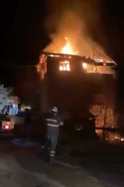 Çankırı'da çıkan yangında ev kullanılamaz hale geldi