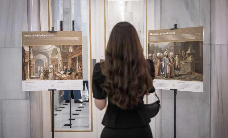 Ankara'da açılan sergide Yirmisekiz Mehmed Çelebi'nin Fransa seyahati dijital sanatla anlatıldı