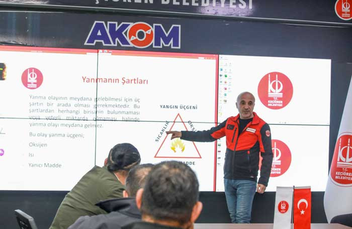 Keçiören Belediyesi personeline yangın söndürme eğitimi verildi