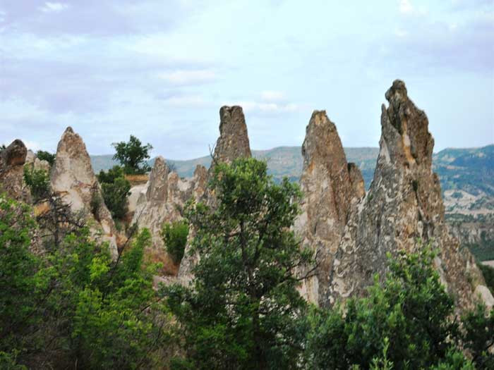Kapadokya'ya gitmeye gerek yok! Bu peri bacaları Ankara'ya sadece 1 saat uzaklıkta