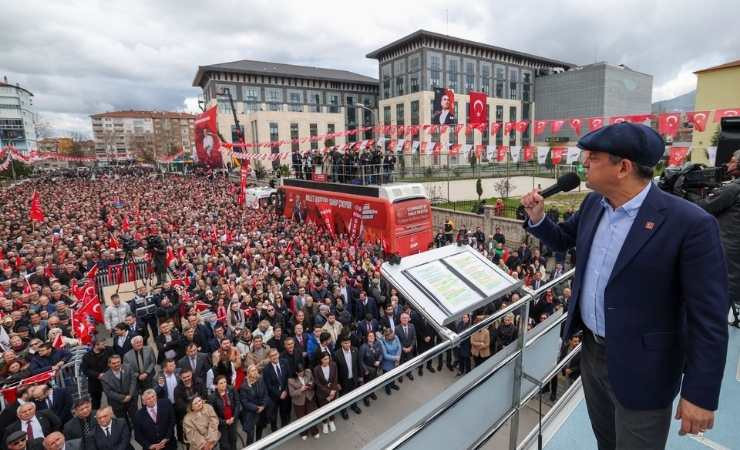 Özgür Özel'den Cumhurbaşkanı Erdoğan'a erken seçim çağrısı