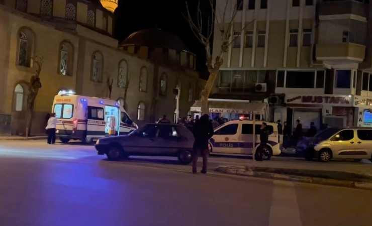 Çorum'da cadde ortasında silahlı saldırıda 1 kişi yaralandı