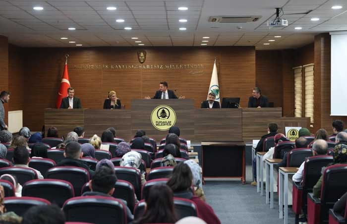 Pursaklar Belediyesi'nin iş buluşması yoğun ilgi gördü - Resim : 4