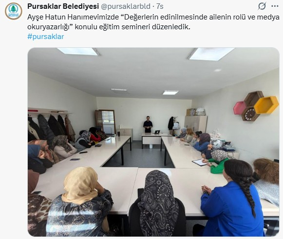 Pursaklar Belediyesi'nden 'Değerlerin edinilmesinde ailenin rolü ve medya okuryazarlığı' semineri