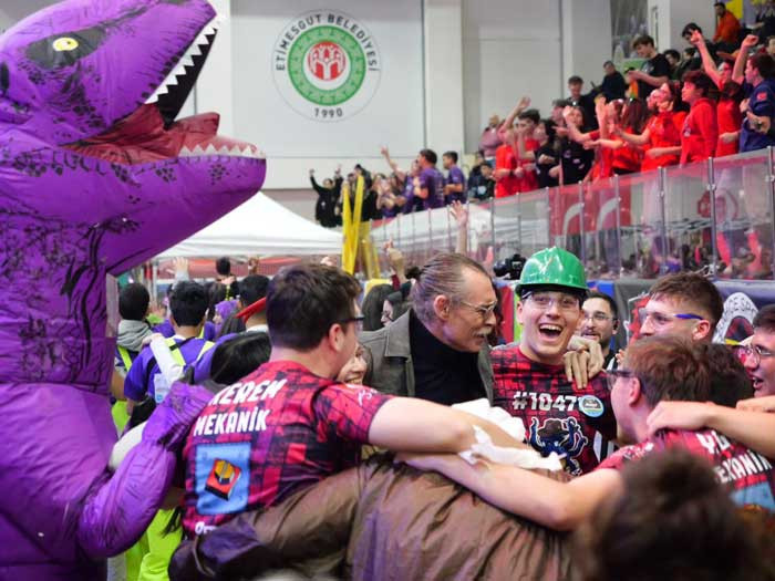 Etimesgut Belediye Başkanı Beşikcioğlu FRC'ye katıldı - Resim : 3