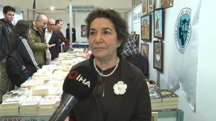 Ankara Kitap Fuarı'nda &ouml;rnek dayanışma: Askıda Kitap Uygulaması - Resim : 2