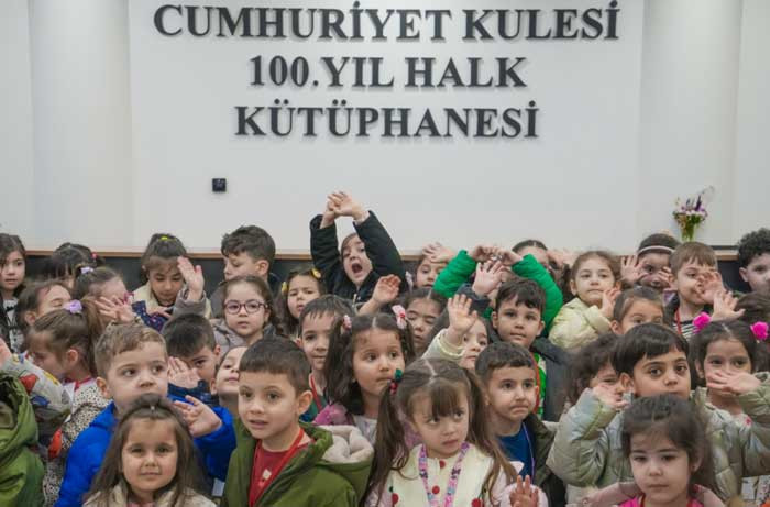 Keçiören Belediyesi Gül Adası Çocuk Gelişim Merkezi öğrencileri kütüphane atmosferini yaşadı - Resim : 2