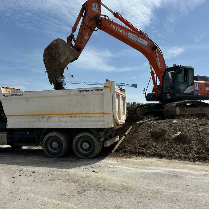 Pursaklar Belediyesi yeni imar yolları açmaya devam ediyor
