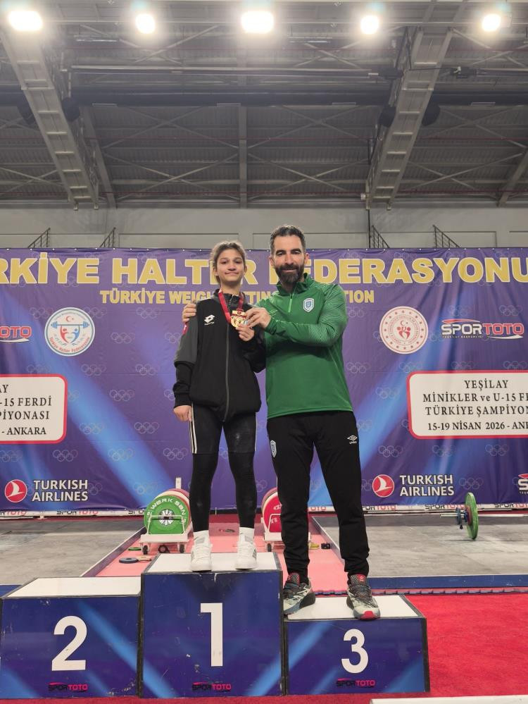 Pursaklar Belediyespor sporcusu Zümra Yurtseven'den büyük başarı!