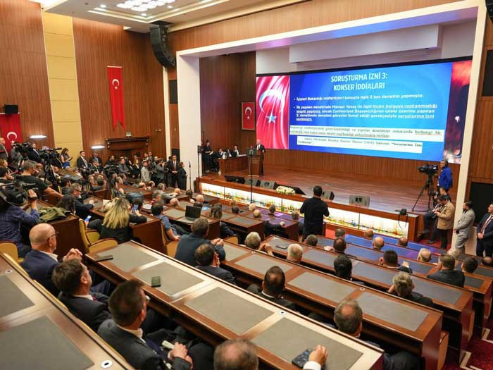 Etimesgut Belediye Başkanı Beşikcioğlu, ABB Başkanı Yavaş'ın basın açıklamasına katıldı - Resim : 2