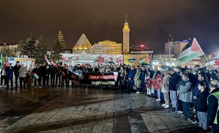 İsrail'in idam yasası Kırşehir'de Filistin'e destek yürüyüşünde protesto edildi