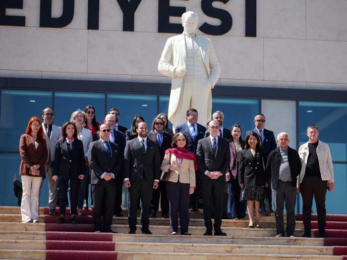 Etimesgut Belediyesinin düzenlediği Fiesta Ankara tüm hızıyla sürüyor - Resim : 3