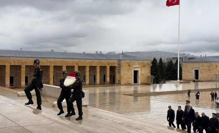 Rusya'nın Ankara Büyükelçisi Vershinin, Anıtkabir'i ziyaret etti