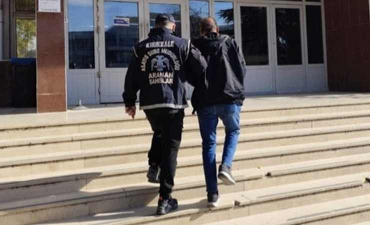 Kırıkkale'de 2 firari hükümlü yakalanarak cezaevine teslim edildi